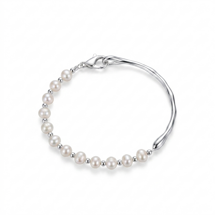 Madreperla Pearl Bangle