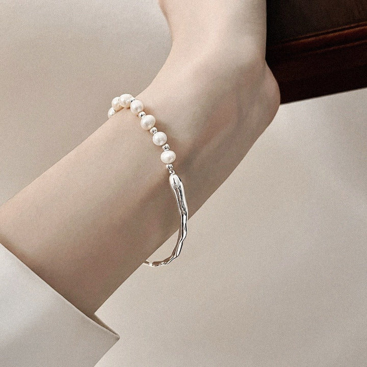 Madreperla Pearl Bangle