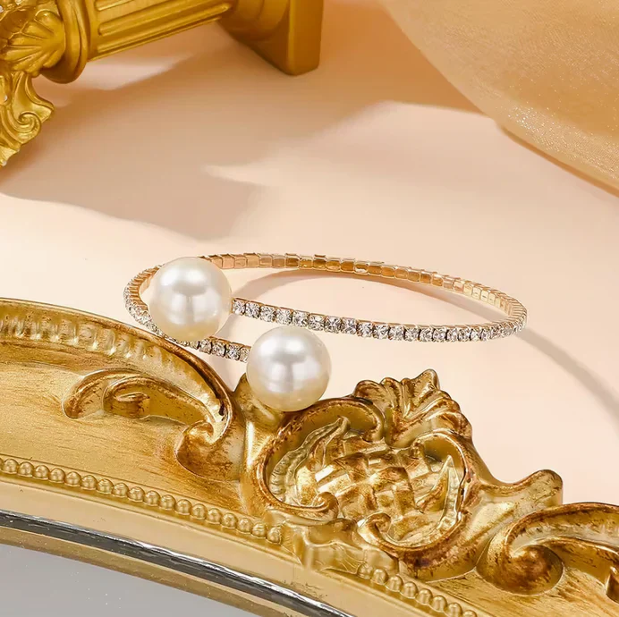 Eden Pearl Bracelet